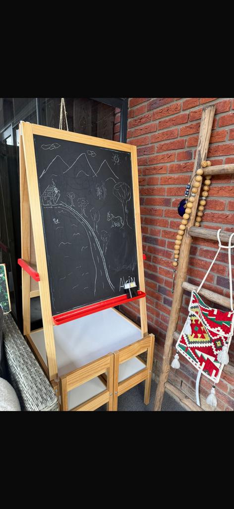 Krijtbord ikea + tafelstoelen, Ophalen of Verzenden, Zo goed als nieuw, Krijtbord