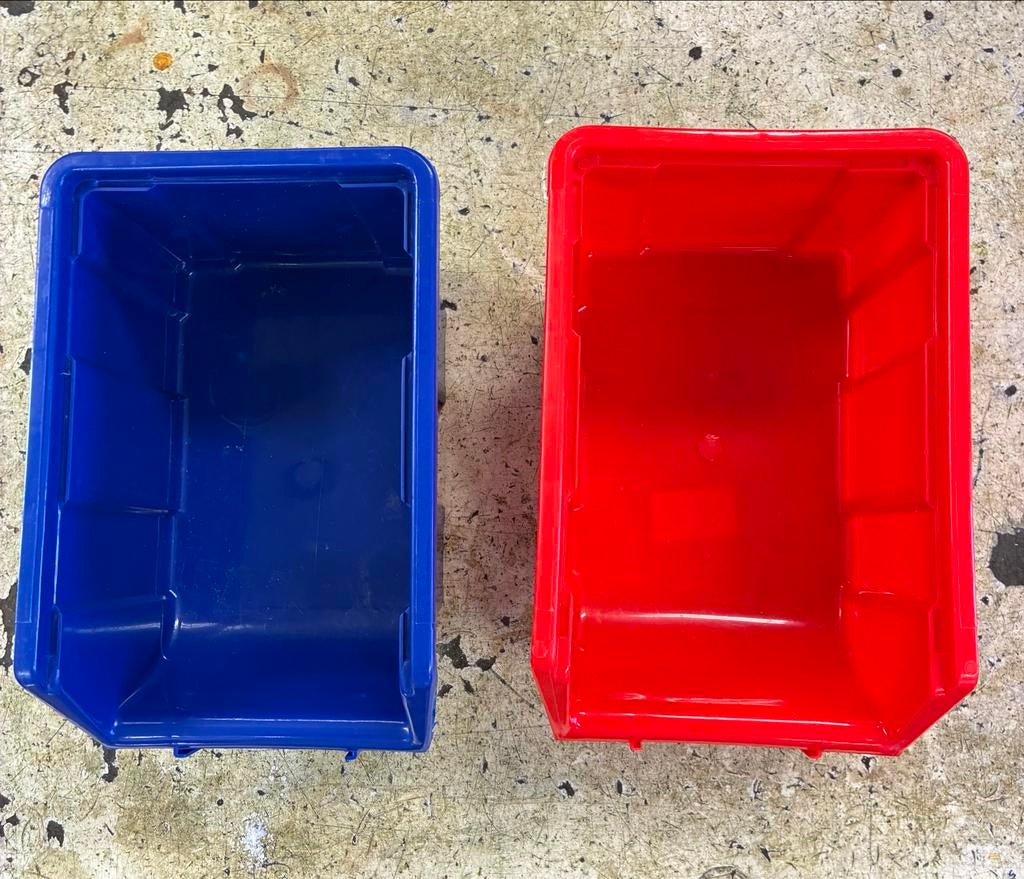 24 Opbergbakjes (12 rood, 12 blauw) - Ophangbaar, Gebruikt, Minder dan 50 cm, Ophalen of Verzenden, Minder dan 40 cm