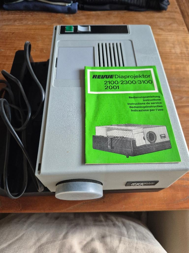 diaprojector revue 2100, Ophalen, Zo goed als nieuw