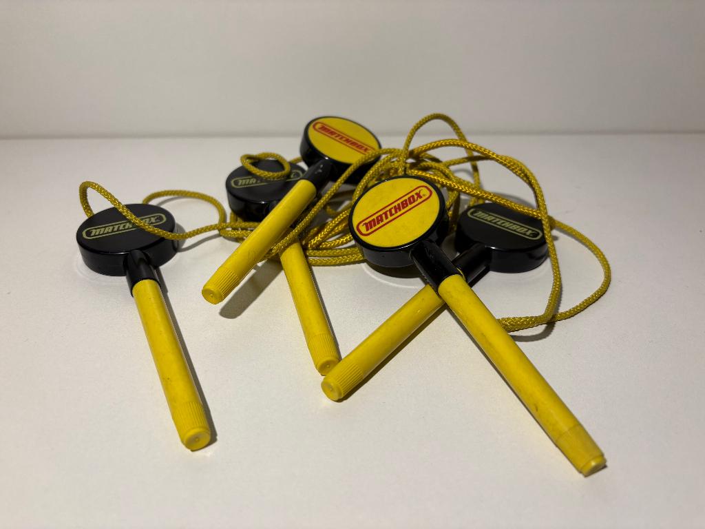 Matchbox pennen aan koord, jaren 80, Verzenden, Zo goed als nieuw, Auto