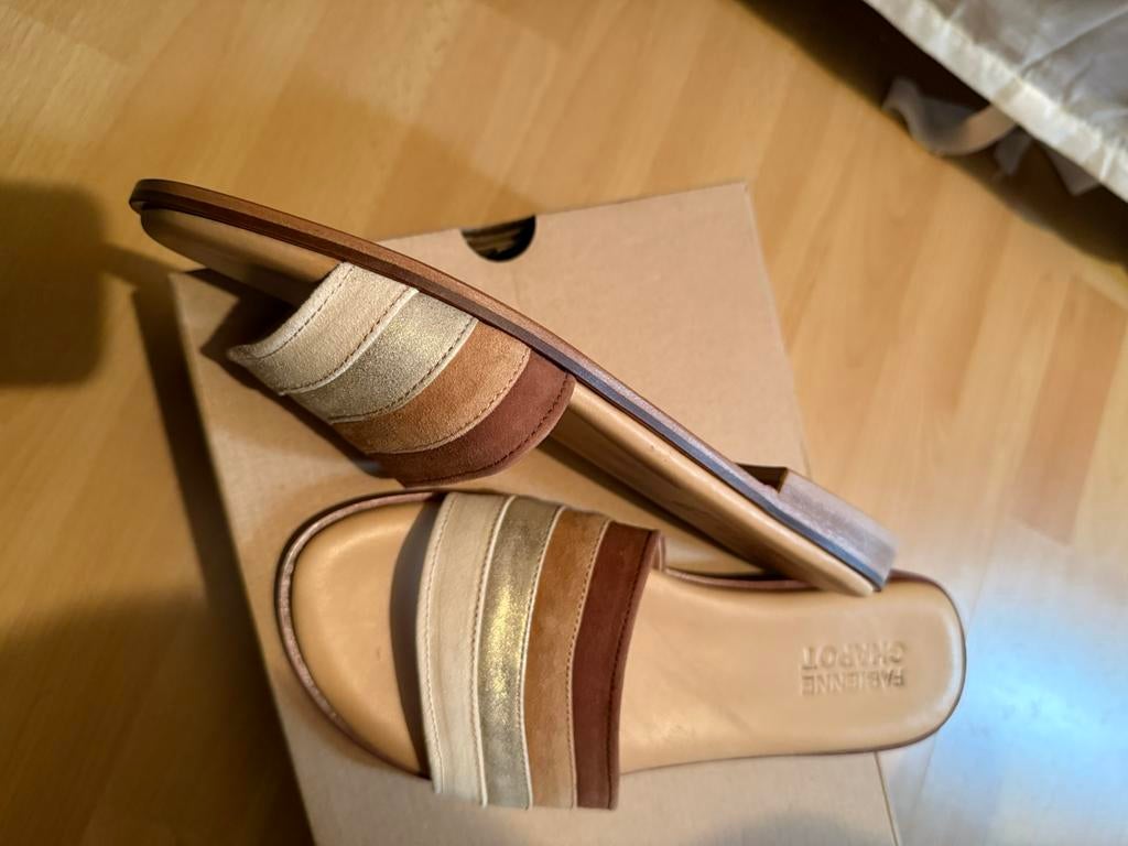 Nieuwe fabienne chapot sandalen maat 42, Kleding | Dames, Schoenen, Ophalen of Verzenden, Nieuw, Sandalen of Muiltjes