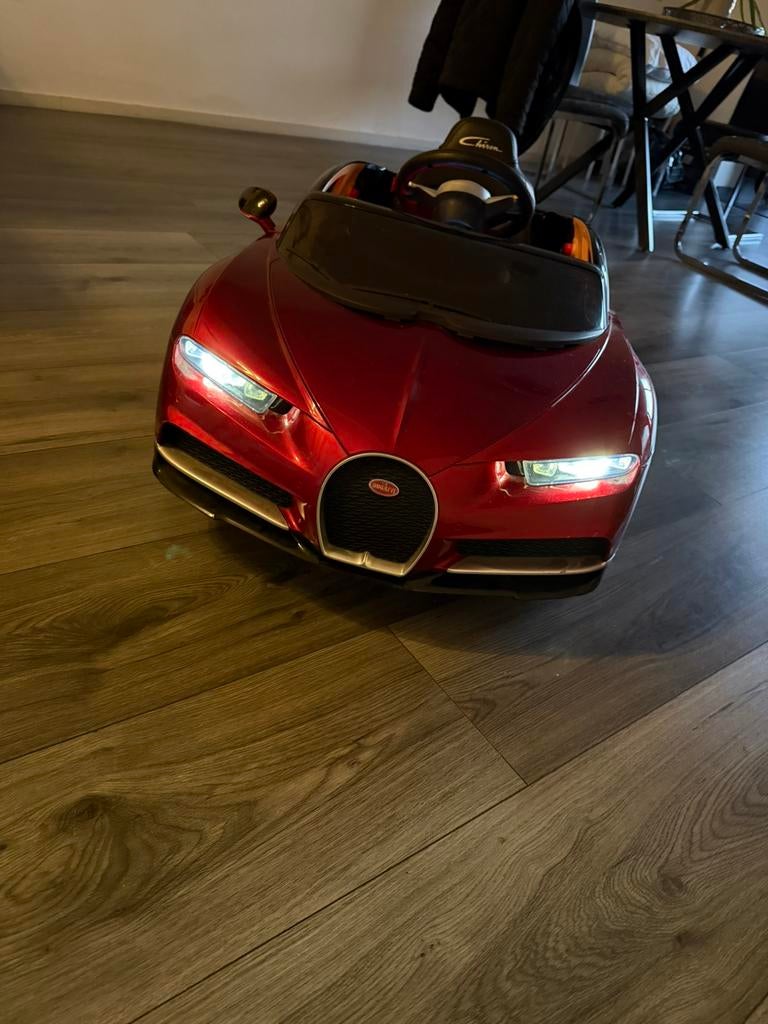 Bugatti auto, Ophalen, Zo goed als nieuw