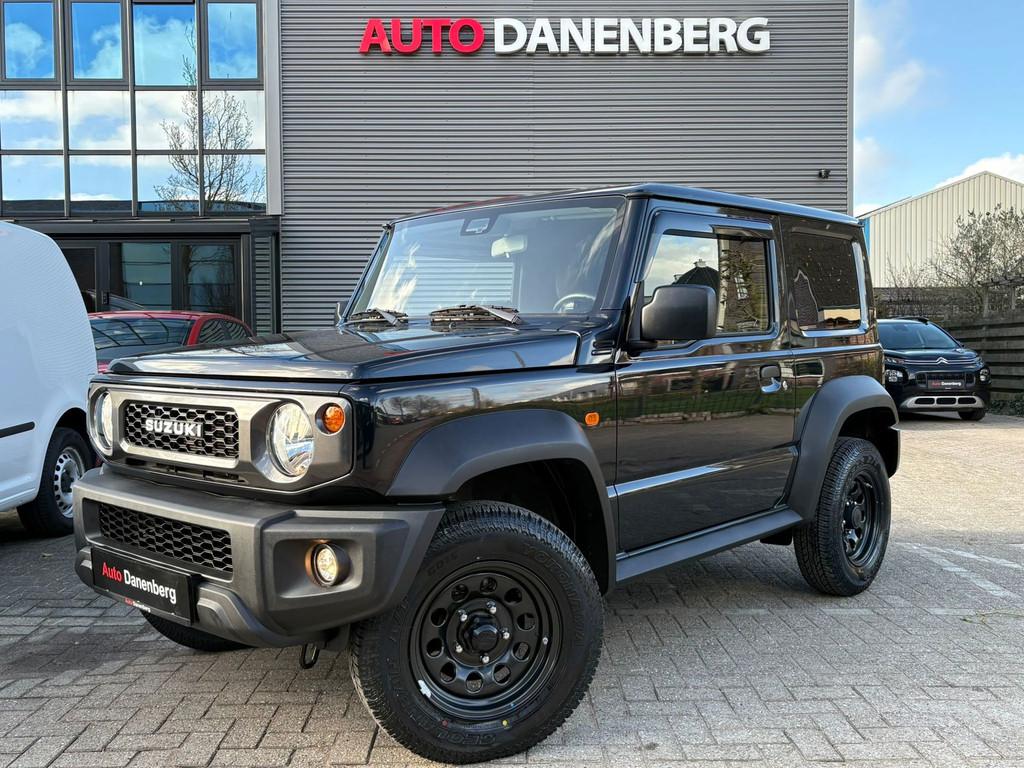 Suzuki Jimny 1.5 Professional 4x4 BLACK ! Garantie, 13 km/l, Stof, Zwart, 4 cilinders