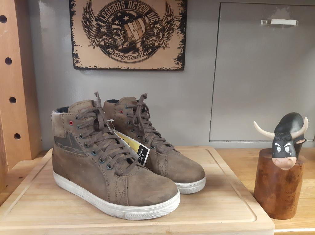 tcx motorschoenen maat 39 motor schoenen tcx street ace 39, Nieuw met kaartje, Pascalstraat 6 1704 RD Heerhugowaard, Kinderen