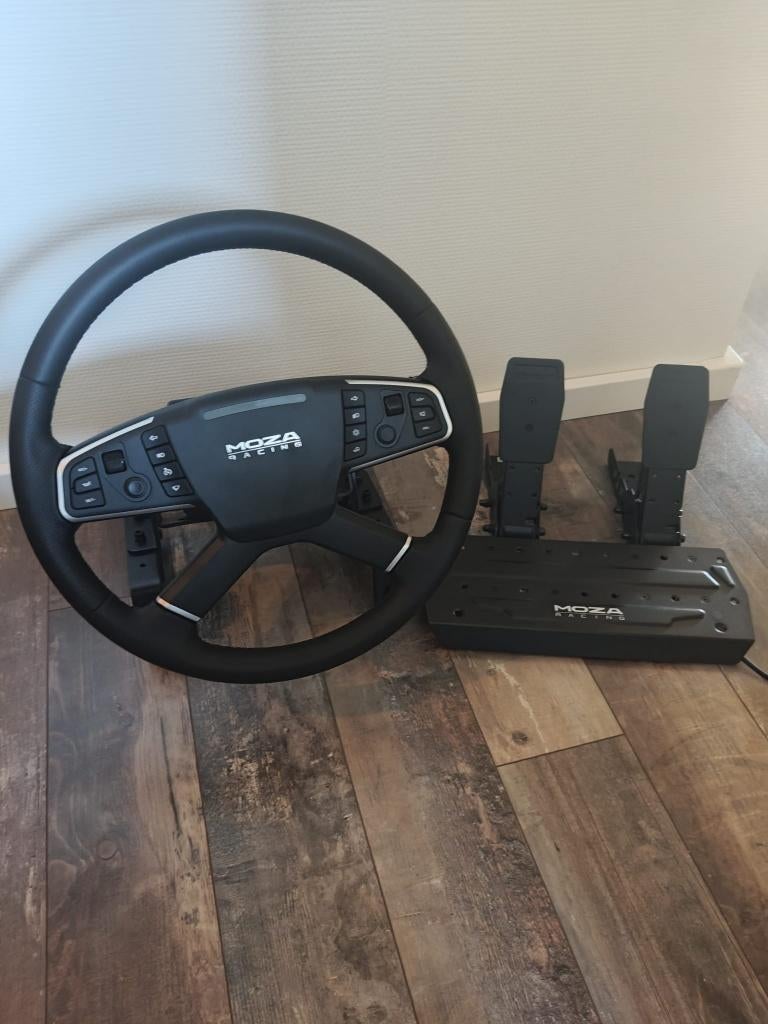 Moza Racing Trucking Bundle R5, Ophalen of Verzenden, Zo goed als nieuw, Moza Racing