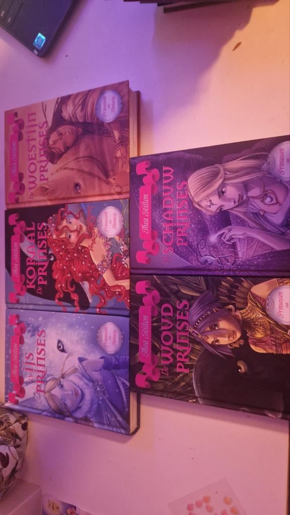 Geronimo Stilton en Thea Stilton boeken, Boeken, Ophalen of Verzenden