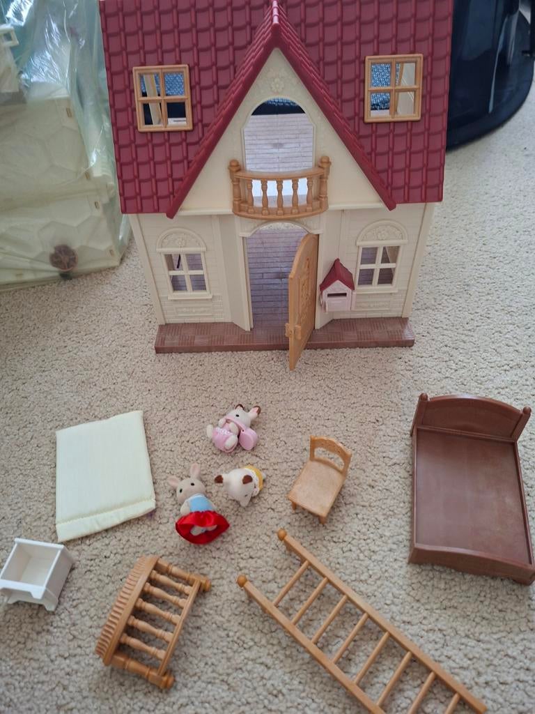 Sylvanian family huis, Kinderen en Baby's, Speelgoed | Poppenhuizen, Ophalen of Verzenden, Poppenhuis
