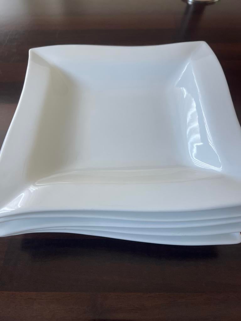 Set van 4 vierkante witte borden - Tarrington House, Ophalen, Keramiek, Zo goed als nieuw, Bord(en)