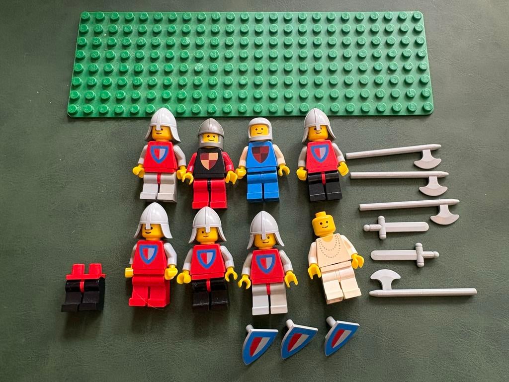 Lego caslte poppetjes, Lego, Lego, Verzenden, Zo goed als nieuw