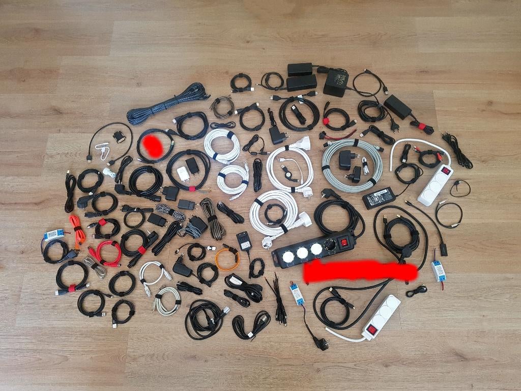 Kabels, opladers, voedingen, stekkerdozen en meer, Ophalen of Verzenden, Zo goed als nieuw