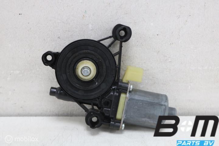 Raammotor rechtsvoor VW Golf 7 5Q0959802B, Gebruikt
