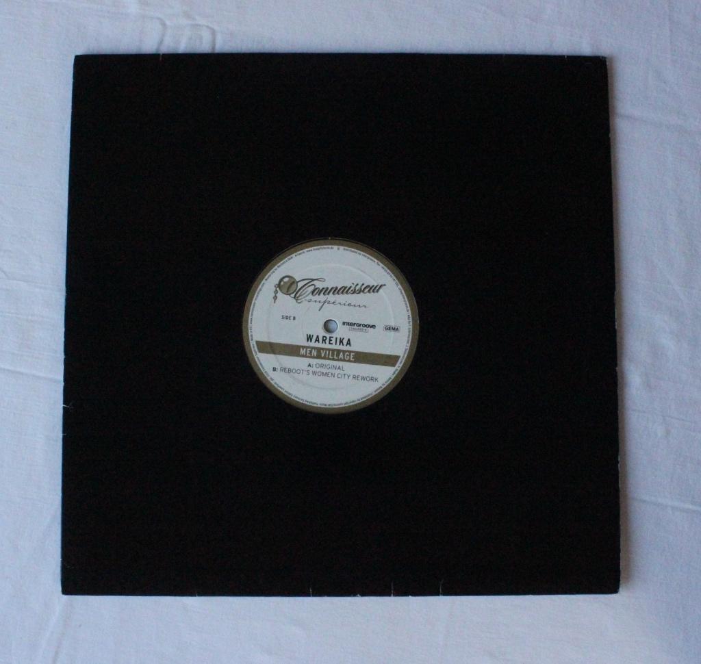 wareika - men village, Maxi-single, Ophalen of Verzenden, Zo goed als nieuw, Pop