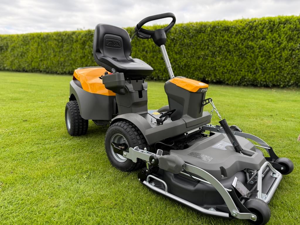 Stiga park hydrostaat met stuurbekrachtiging, Tuin en Terras, Ophalen, Nieuw, Mulchfunctie, 90 tot 120 cm