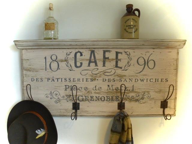 Brocante gesleten kapstok/landelijk/handbeschilderd/cafe, Huis en Inrichting, Woonaccessoires | Kapstokken, Wandkapstok, Zo goed als nieuw