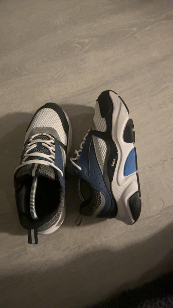 Dior b22, Wit, Ophalen of Verzenden, Sneakers of Gympen, Zo goed als nieuw