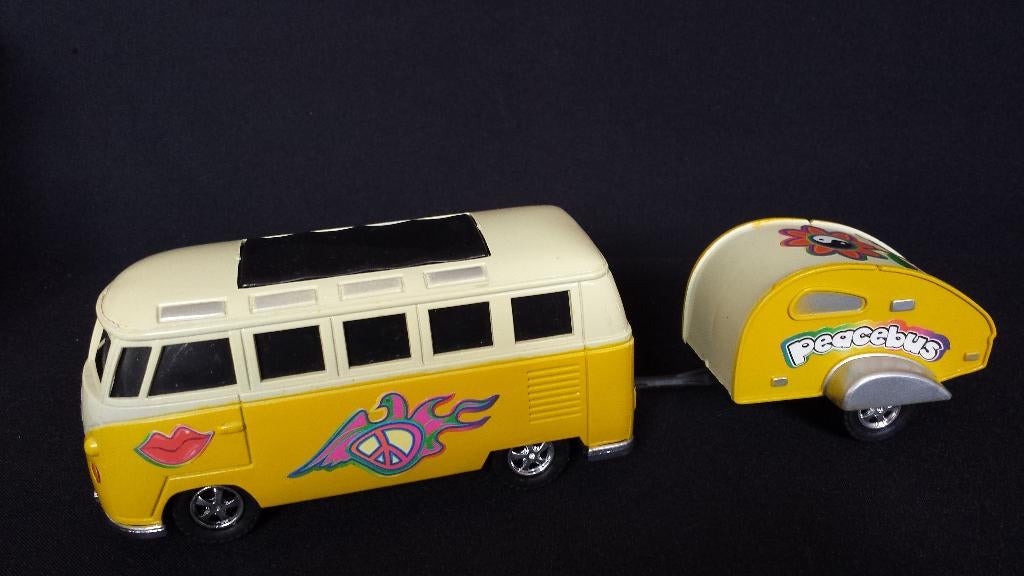 VW Samba 1:24 ~ PEACEBUS + Aanhanger ~ HIPPIES jaren '60/70, Verzamelen, Retro, Huis en Inrichting, Ophalen of Verzenden