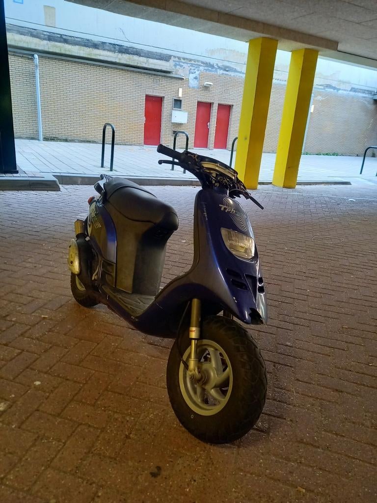 Typhoon 70cc tekoop/teruil!!!, Fietsen en Brommers, Brommeronderdelen | Scooters, Piaggio, Ophalen of Verzenden