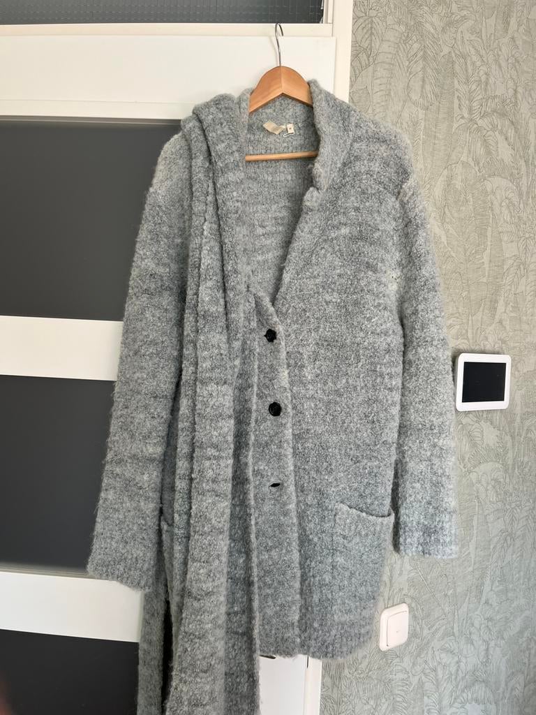 Knit-ted 8 vest met sjaal, Ophalen of Verzenden, Zo goed als nieuw, Maat 38/40 (M), Overige kleuren