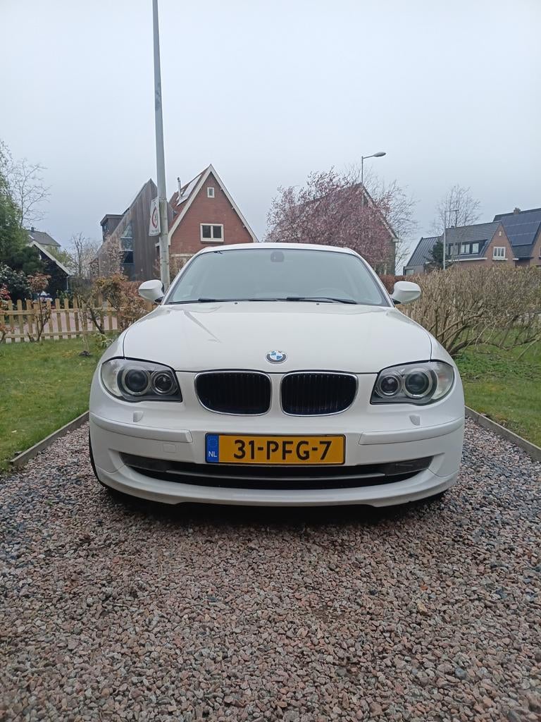 Witte BMW 118i Eff. Dyn. Business Line Edition te koop, Auto's, BMW, Bedrijf, Te koop