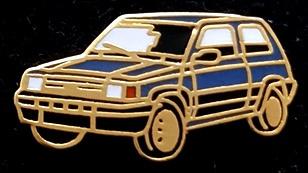 Fiat Panda pin- blauw-goudkleur, Verzenden, Nieuw, Transport, Speldje of Pin