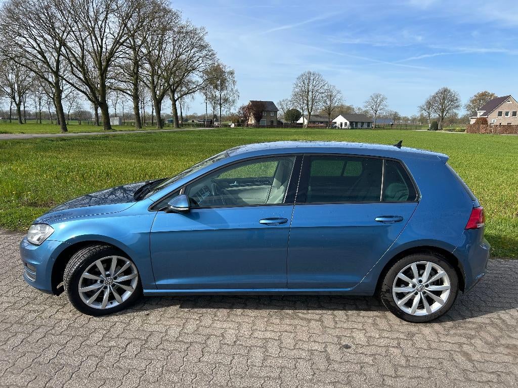 Volkswagen Golf Highline 1.6 TDI 2014 Blauw, Auto's, Volkswagen, Particulier, Golf, ABS, Adaptive Cruise Control, Airbags, Airconditioning