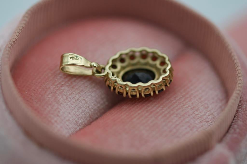 Vintage 14 karaat granaat, Ophalen of Verzenden, Zo goed als nieuw, Nvt, Met edelsteen