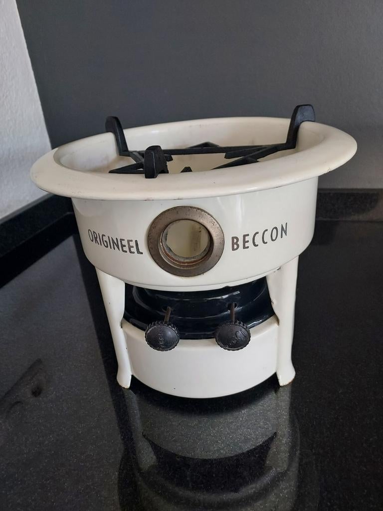 Beccon 2-pits petroleumstel, Ophalen