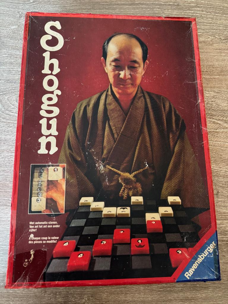 SHOGUN bekend Japans denkspel met magnetische stenen, Een of twee spelers, Ophalen of Verzenden, Gebruikt, Ravensburger