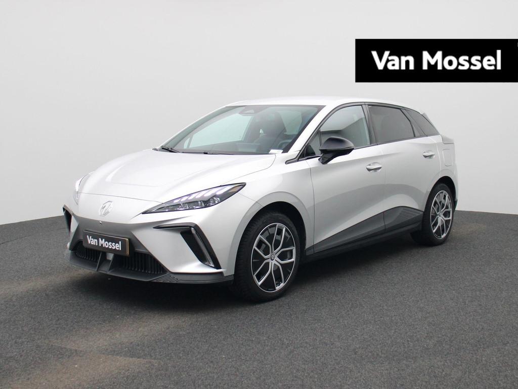 MG MG4 64 kWh Luxury | Parkeer camera | Half lederen bekledi, Auto's, MG, Automaat, 12 maanden, Gebruikt, 1675 kg