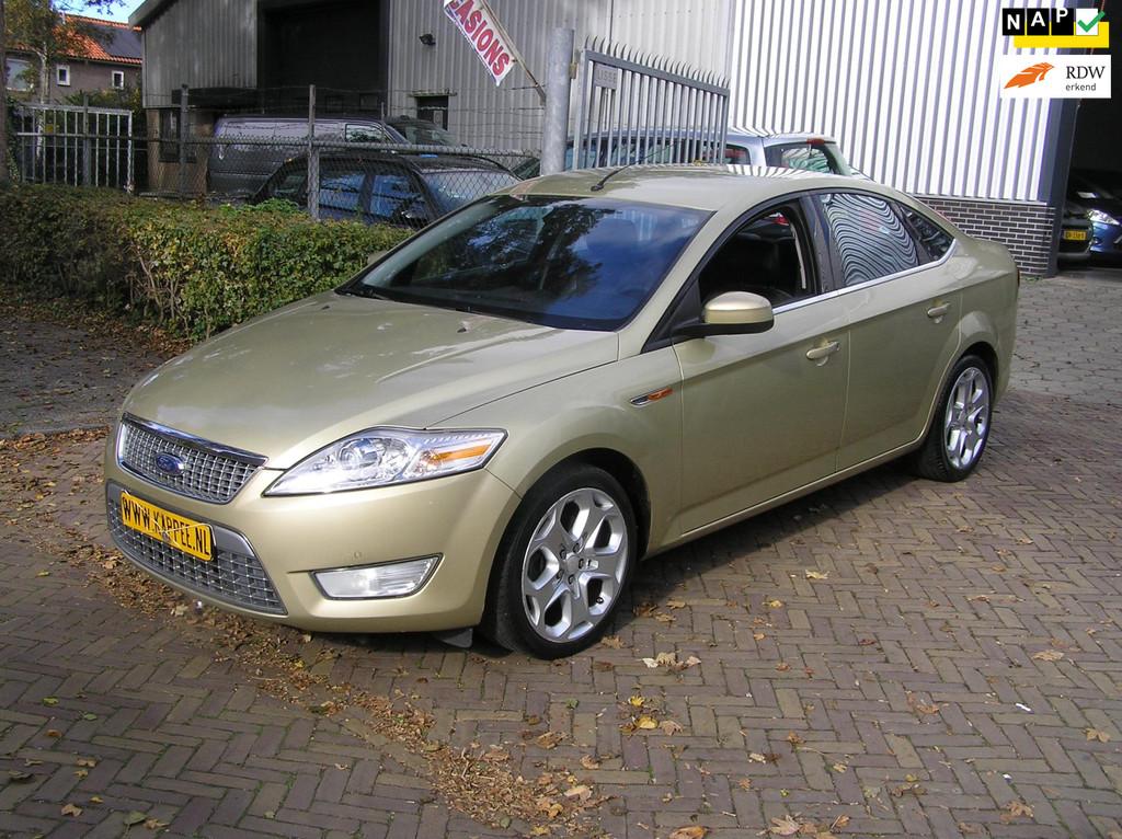 Ford Mondeo 2.0-16V Titanium nap airco nieuwe apk, Gebruikt, Leder en Stof, Beige, Origineel Nederlands