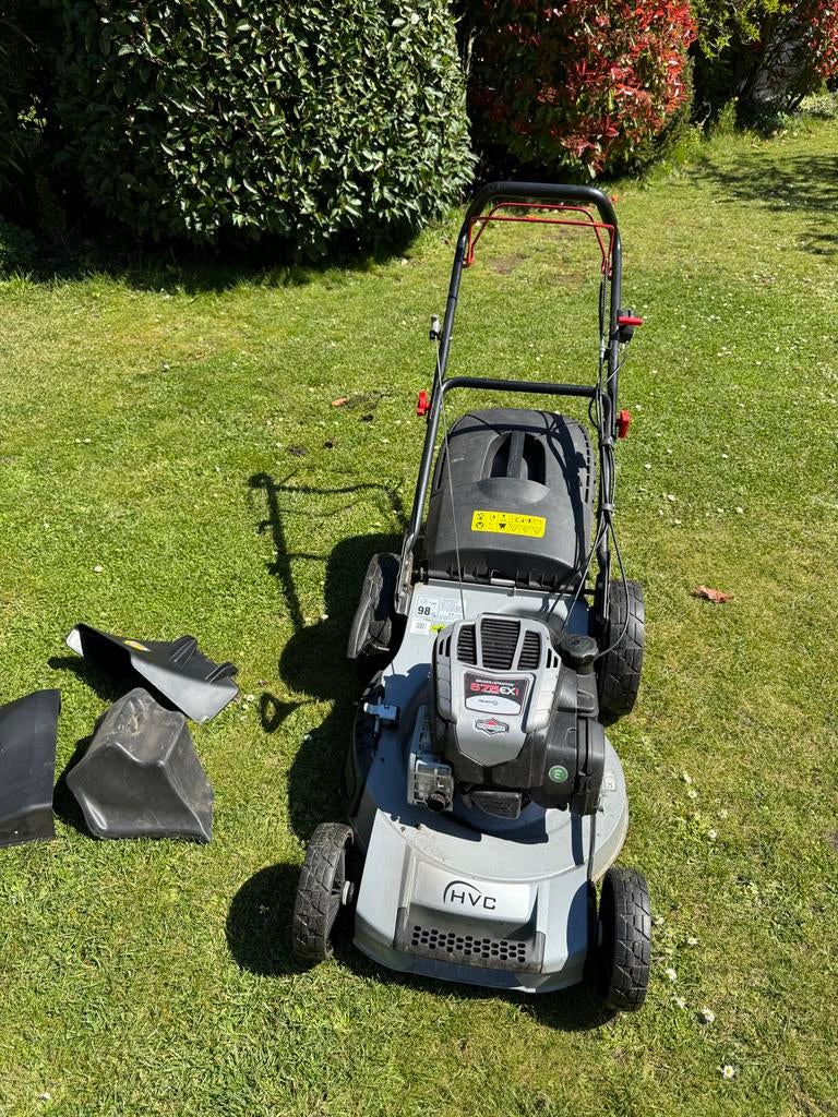 Grasmaaier Briggs & Stratton 675EXi ReadyStart, benzine., Tuin en Terras, Grasmaaiers, Ophalen, Cirkelmaaier, Gebruikt, Opvangbak
