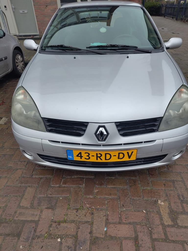 Renault clio 1.2 Benzine – 2005 – Slechts 35.719 km – Airco, Auto's, Particulier, Te koop