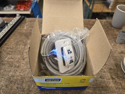 Vetus TMWBS toilet schakelaar, Niet ingevuld, Gebruikt, Niet ingevuld, Niet ingevuld