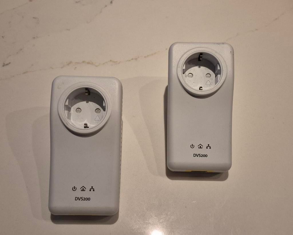 2x KPN DVS200 Powerline adapters, Ophalen of Verzenden