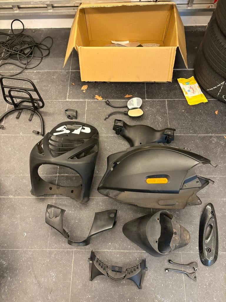 Diverse piaggio zip onderdelen, Ophalen of Verzenden, Zo goed als nieuw, Piaggio