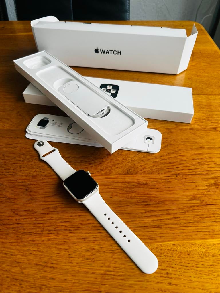 Apple Watch - Zo goed als nieuw!, Afstand, ., Wit, IOS