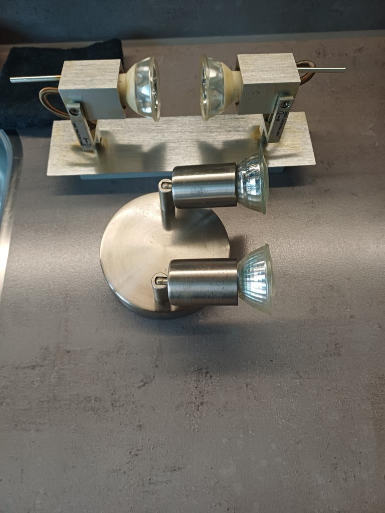 twee spotjes tekoop, Ophalen of Verzenden, Metaal of Aluminium