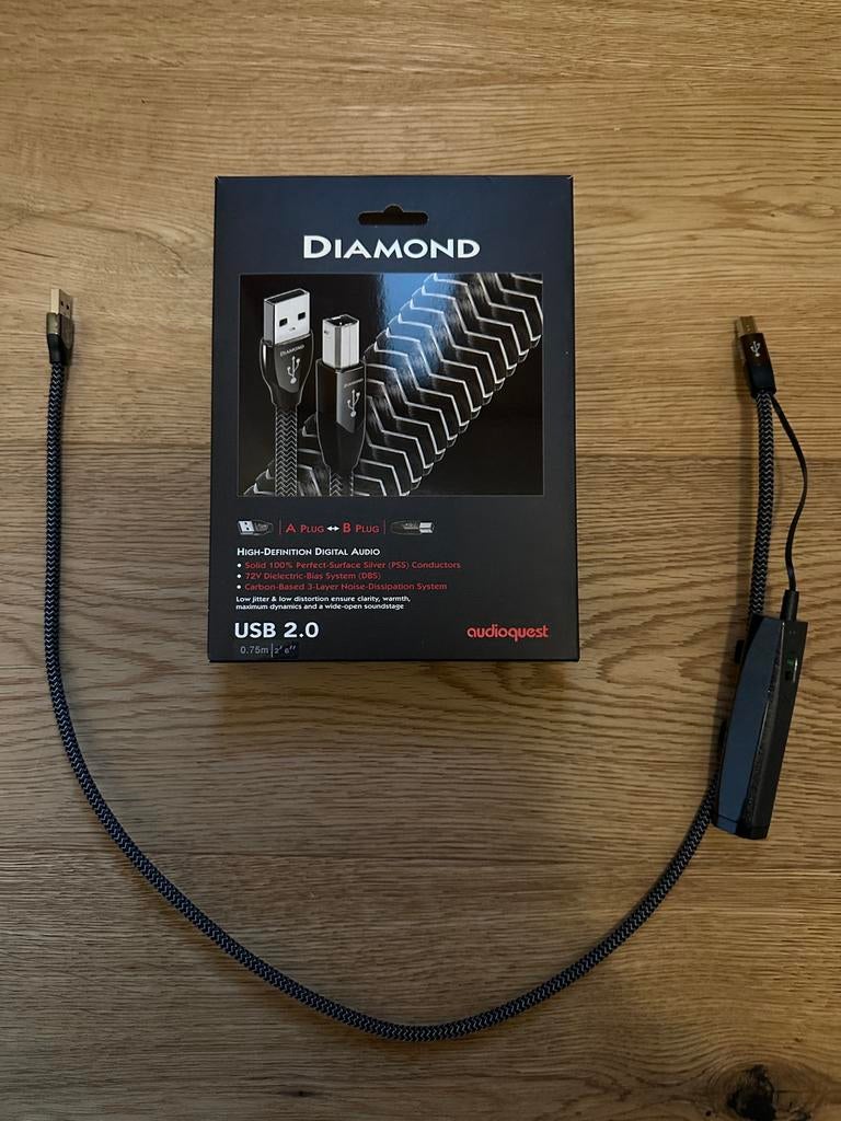 AudioQuest USB Diamond - 0,75 meter, Audio, Tv en Foto, Audiokabels en Televisiekabels, Ophalen, Zo goed als nieuw, Minder dan 2 meter