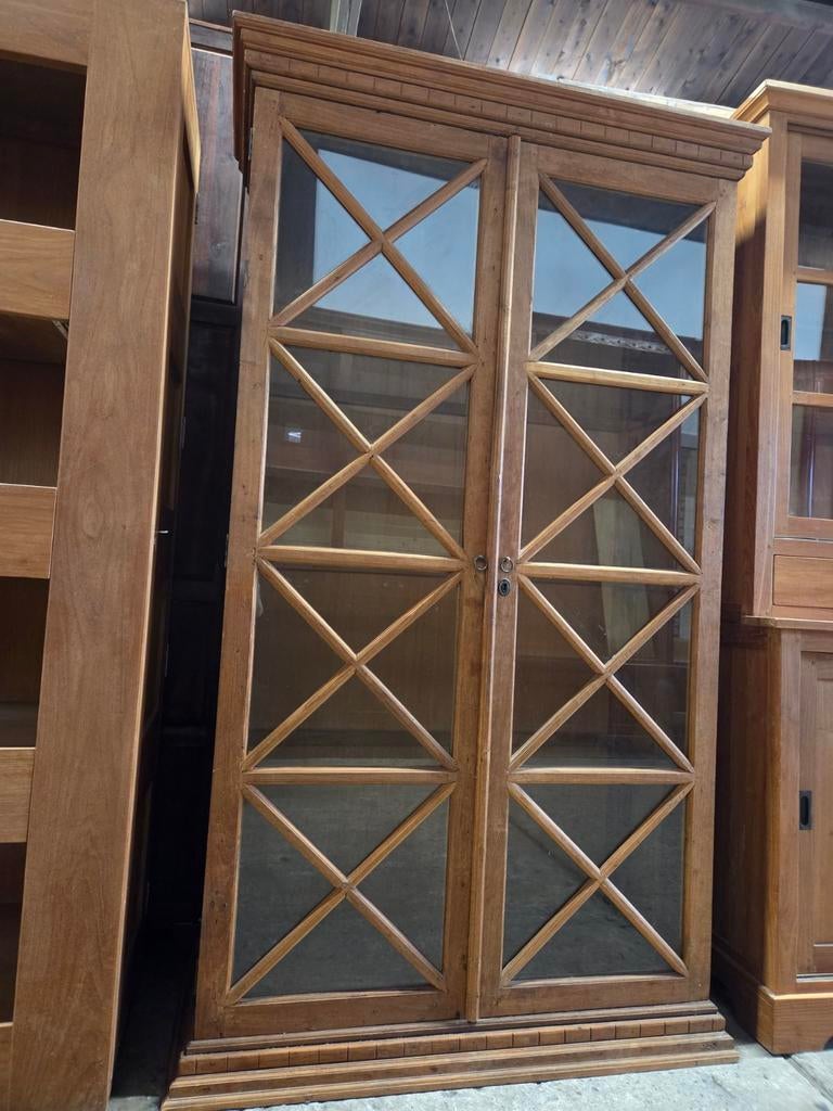 Prachtige vitrinekast ~ boekenkast ~ linnenkast, Ophalen, 100 tot 150 cm, Glas, Zo goed als nieuw