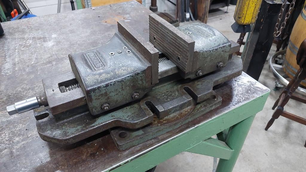 Zware Rückle Machineklem Freesklem 200/300 + draaiplateau, Ophalen, Gebruikt, Elektrisch, Overige soorten