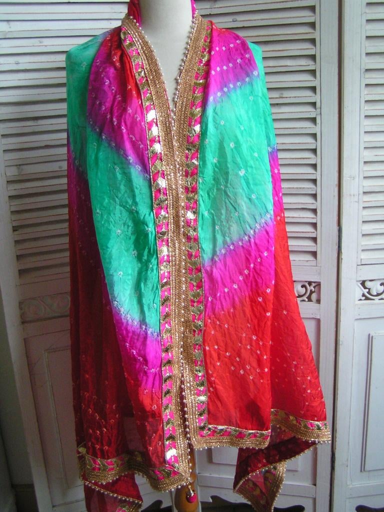 grote India sjaal met parels en goud nr WW 507, Kleding | Dames, Verzenden, Zo goed als nieuw, Maat 46/48 (XL) of groter, Sjaal