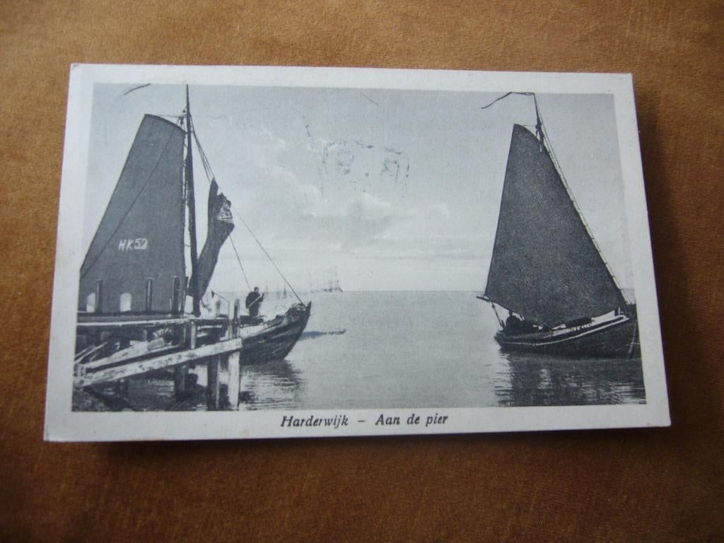 HARDERWIJK =  BOTTER HK 52  -  AAN DE PIER   1926, Ophalen of Verzenden, 1920 tot 1940, Gelopen, Gelderland