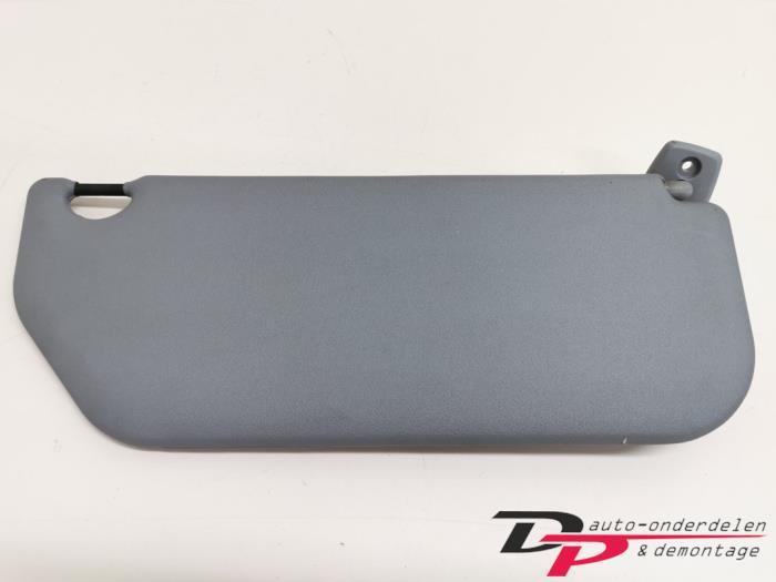 Zonneklep van een Peugeot 106, Gebruikt, -, -, Ophalen of Verzenden
