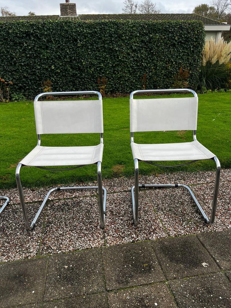 Mart Stam Thonet S 33 N stoelen - 4 stuks, Huis en Inrichting, Stoelen, Gebruikt, Vier, Metaal, Wit, Ophalen of Verzenden