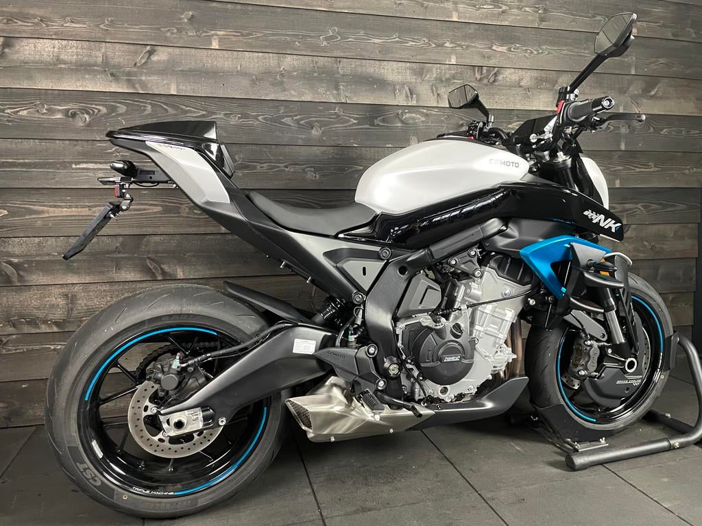 CFMOTO 675NK NEBULA WHITE DEMO (bj 2025), 675 cc, Bedrijf, Meer dan 35 kW, Naked bike