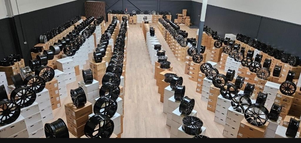 DMR Exclusive velgen en Banden